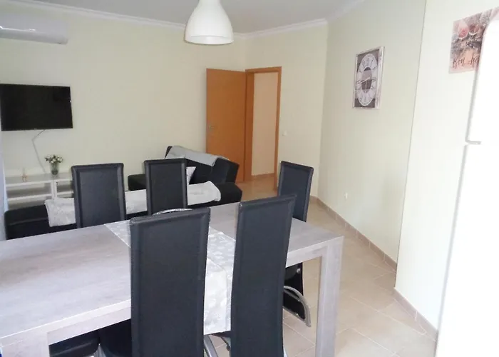 아파트 Alto Dos Navegantes *